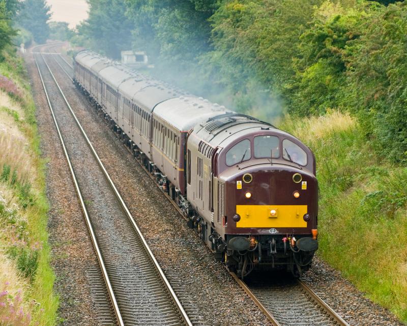 37712: 37712 hauls the ecs and 55022 back to Boness 17/08/08 Photo of 37712