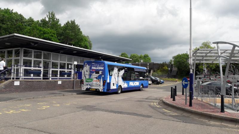 Kelpies at Croy: A Kelpies bus covers the 4B to Grangemouth via Falkirk and Bainsford on the morning of the 1st June 2017. Photo of Kelpies at Croy