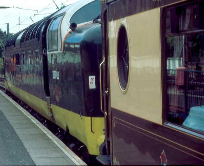Deltic restored: D9000 ROYAL SCOTS GREY in original livery at Waverley 1997 with a VSOE special. I believe she is now in blue. Photo of Deltic restored