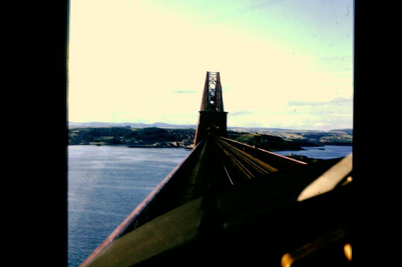 Photo of Forth Bridge from D364