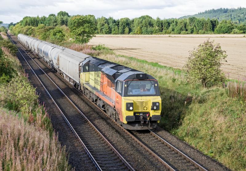 70802: 70802 passes Forgandenny with 6A65 on 11/09/17 Photo of 70802