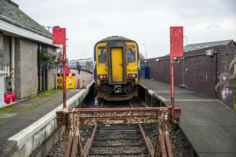 156445: 156445 at Mallaig. Photo of 156445