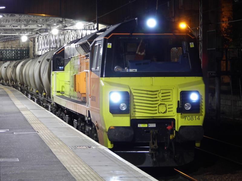 70814 Waverley: 70814 6B32 Aberdeen- Oxwellmains cement in Waverley 13/10/17 Photo of 70814 Waverley