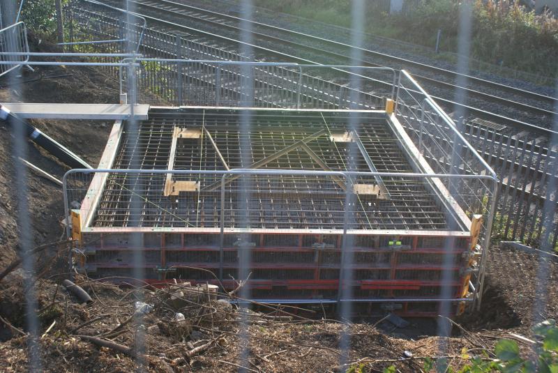 Photo of Kerse Road, Stirling Ind Est. side footbridge abutment plinth