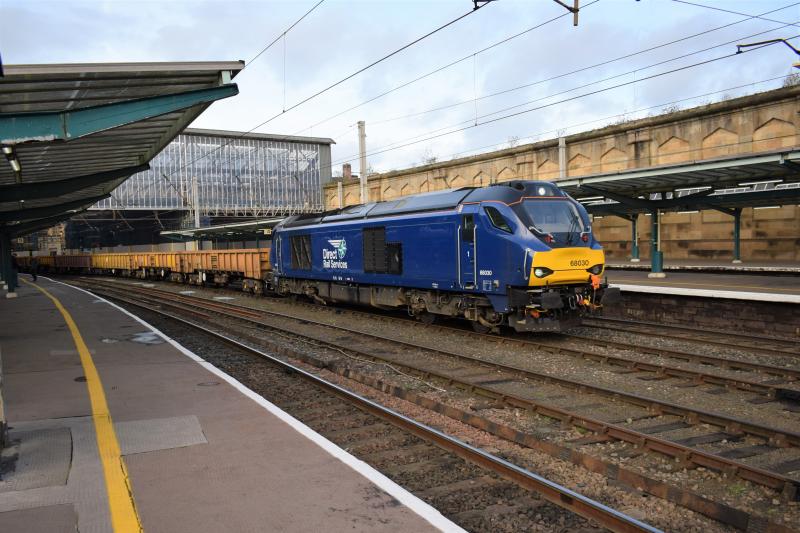 DRS 68030 Carlisle 9.11.17: DRS 68030 heads a lengthy train consist of JNA, MLA, MHA and MPA from Carlisle NY to Crewe Basford Hall SSM Photo of DRS 68030 Carlisle 9.11.17
