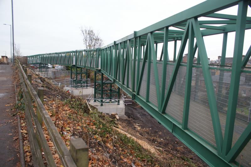 Photo of Kerse Road temporary footbridge on 19.11.17