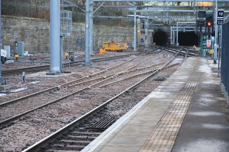 Incomplete Crossover: Incomplete Crossover at the western end of platform 11 at Waverley on 28/12/2017 Photo of Incomplete Crossover