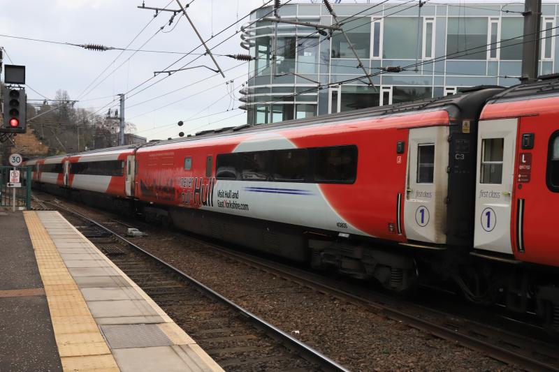 It's never dull in Hull: Vinyl on the side of TRF 40805 seen the formation of the 09.36 Doncaster to Edinburgh Photo of It's never dull in Hull