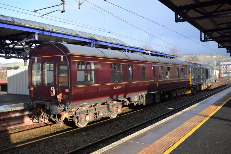 LMS Coach 6320 2Z03 24.1.18: 2z03 departs after a crew change from Dumbarton Central on 24.1.18 with 73971 hauling LMS Coach 6320 Photo of LMS Coach 6320 2Z03 24.1.18