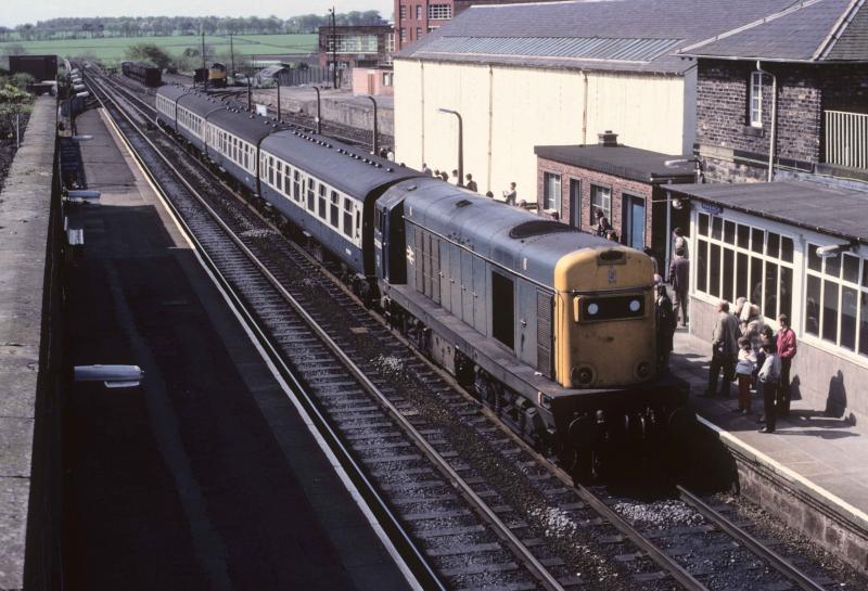 Photo of Loco hauled in Fife 1980's style #1