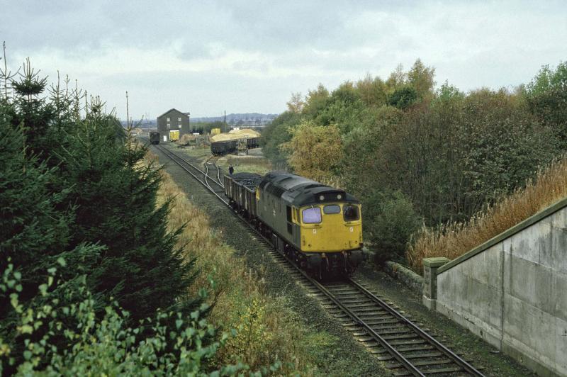 EASSIE 27211 28.10.81 B.jpg: Photo of EASSIE 27211 28.10.81 B.jpg