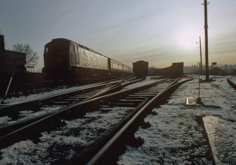 Loco hauled in Fife 1980's style #4: 47 005 arrives at Markinch with 13.17 Edinburgh to Dundee service. 04/01/1984 Photo of Loco hauled in Fife 1980's style #4