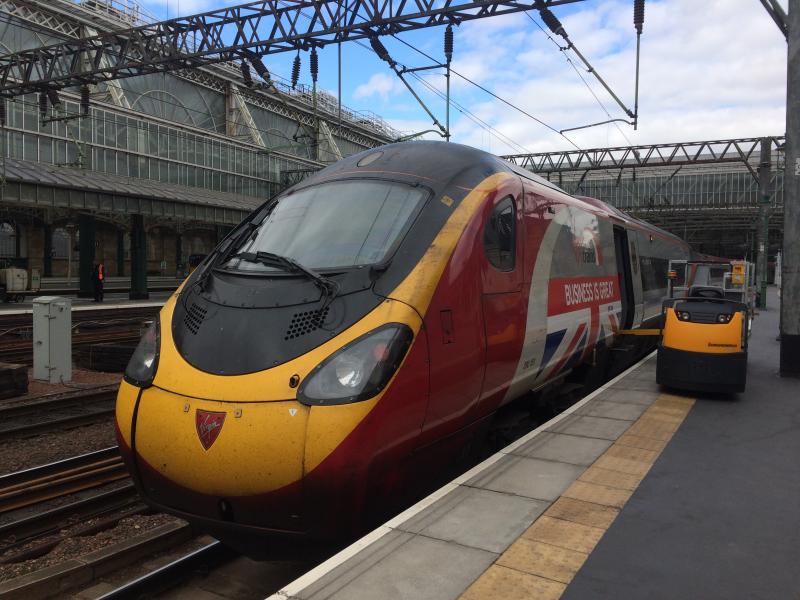 390151 at Glasgow Central: Virgin Trains Class 390/1 No.390151 'Virgin Ambassador' sits at Glasgow Central as it prepares for the 1M15 14:40 service to London Euston on Monday 26th March 2018. Photo of 390151 at Glasgow Central