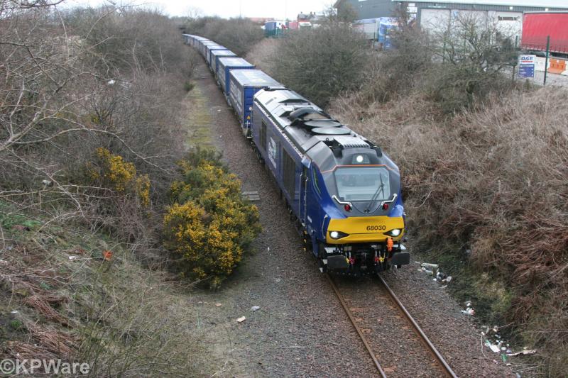 68030 Heathfield 310318: 68030 passes Heathfield with 4S43 Daventry to Elderslie, Tesco Express. Photo of 68030 Heathfield 310318