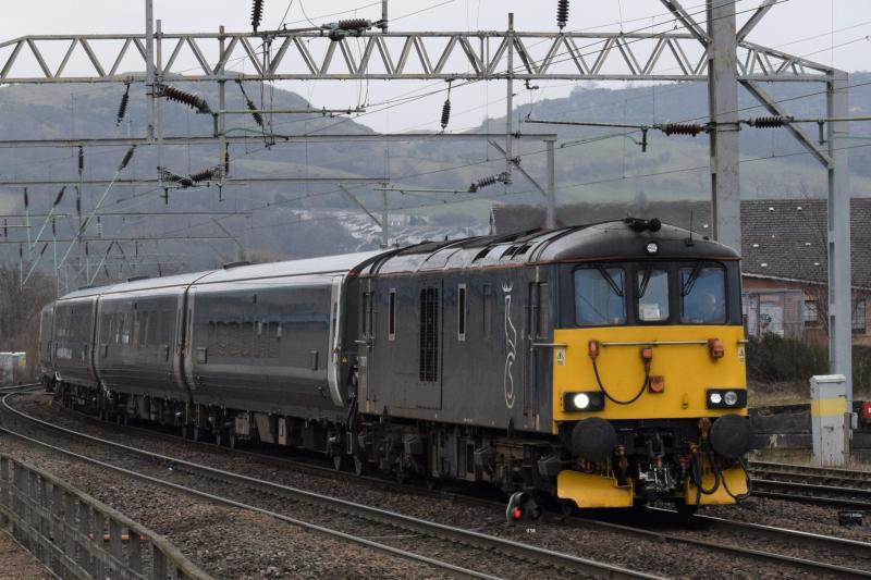 5Z73 approaching Dumbarton Central 11.4.18: Running about 2 mins early 73971 and 4 Mk5 coaches on the approach to Dumbarton central. Photo of 5Z73 approaching Dumbarton Central 11.4.18