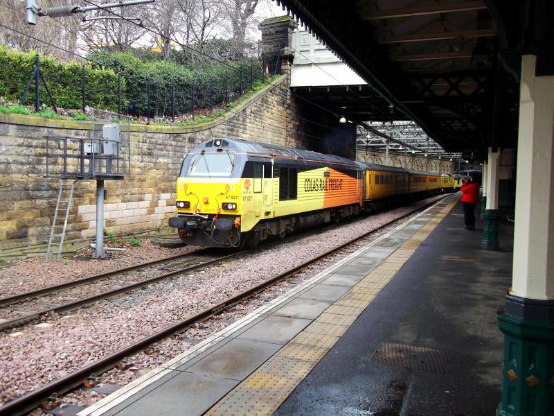 67027 at Edinburgh Waverley: Due to set maintenance the NMT Test Train was a loco hauled train on Tuesday 27th March 2018. 67027 departs from Edinburgh Waverley for the trip to Aberdeen. Photo of 67027 at Edinburgh Waverley