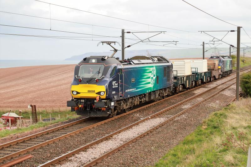 6M50: 88008 pan up + 88010 on 6M50 15.12 Torness to Carlisle approaching the crossovers at Innerwick on 03/05/2018 Photo of 6M50