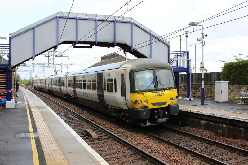 Photo of 365523 at Falkirk High