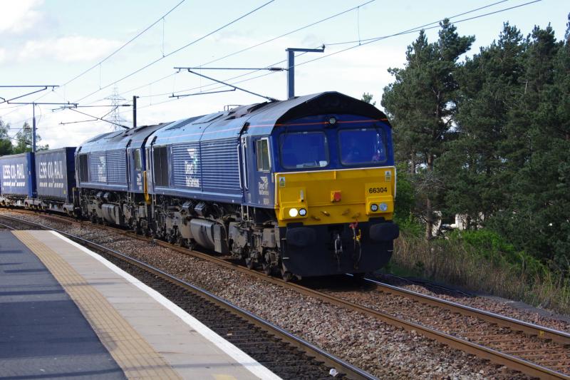 Photo of DRS 66304 and 66431 06May18