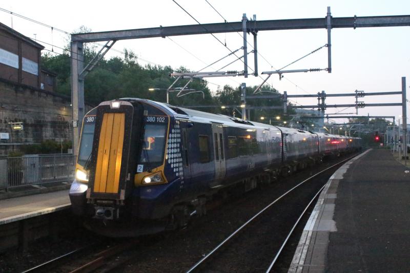 380102 & 380010 Photo of 380102 & 380010
