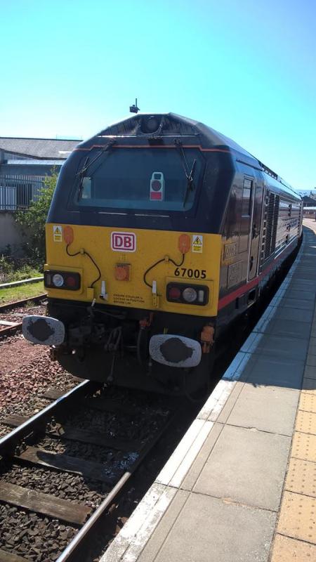 67005 Inverness sleeper: 24/05/18 Inverness sleeper 67005, Queen's Messenger Photo of 67005 Inverness sleeper