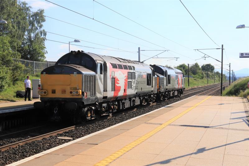 0S04: 37611 + 37884 on 0S04 Leicester to Bathgate leaving aftercrew change at Wallyford on 28/05/2018 Photo of 0S04