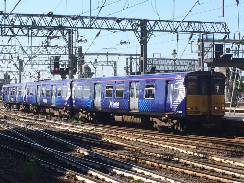 Photo of 314214 arriving Glasgow Central