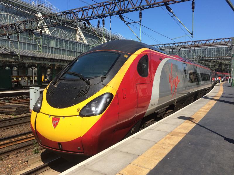 390114 at Glasgow Central: Virgin Trains Class 390/1 No.390114 'City of Manchester' sits at Glasgow Central as it prepares for the 1S42 to London Euston on Tuesday 5th June 2018. Photo of 390114 at Glasgow Central