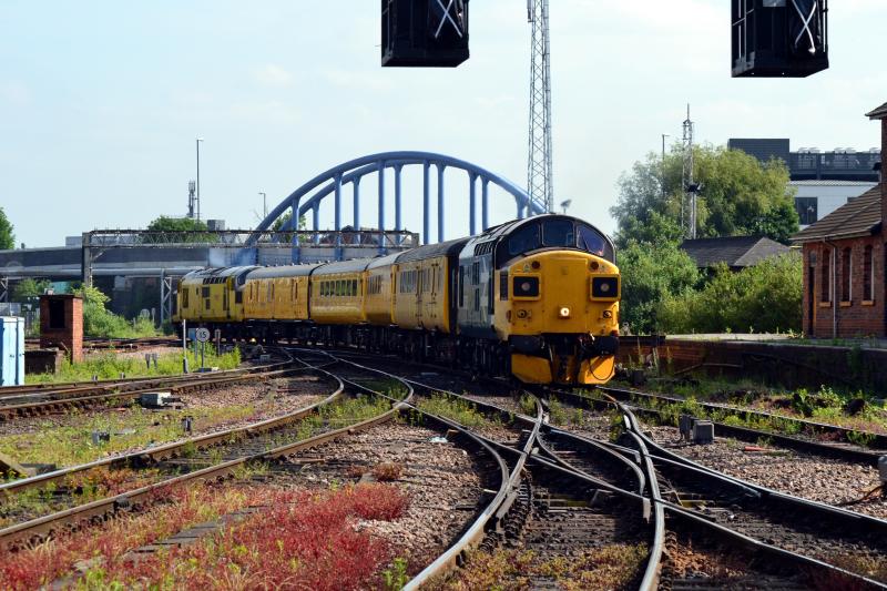 37025 & 97301 Derby: Wednesday 6/6/2018 Photo of 37025 & 97301 Derby