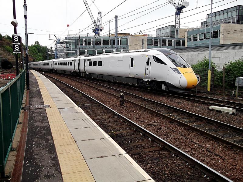 800202 at Edinburgh Waverley: Still unbranded 800202 arrives at Edinburgh Waverley with 5X70 from Doncaster. This then carried on as 5X71 to Inverness on Monday 11th June 2018. Photo of 800202 at Edinburgh Waverley