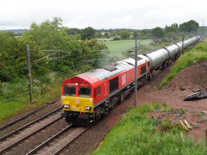 Sinfin tanks: 66115 heads west at Kaimes Quarry with 6S95 Photo of Sinfin tanks