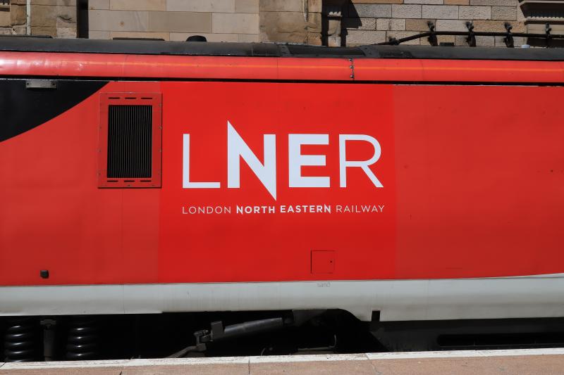 Photo of LNER logon on 91132