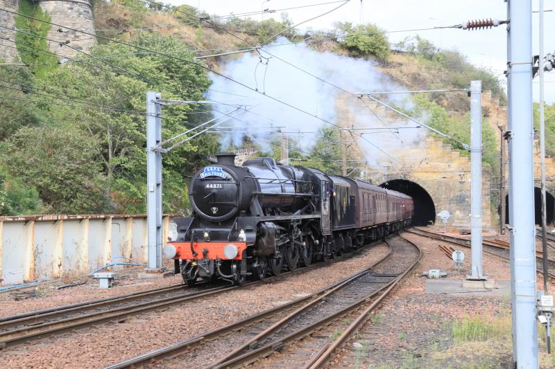 1Z46: 44871 leading 1Z46 15.11 Tweedbank to Linlithgow leaving Calton Tunnel North on 05/08/2018 Photo of 1Z46