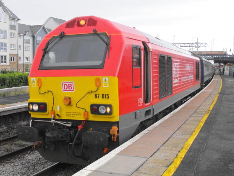 67015 waits in Stirling on charter train: 67015 at Stirling. Photo of 67015 waits in Stirling on charter train