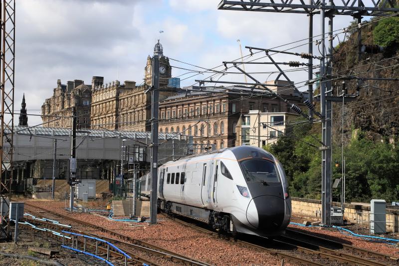 5X05: 802201 on 5X05 08.31 Doncaster IEP Depot to Edinburgh approaching Platform 2 Waverley on 22/08/2018 Photo of 5X05