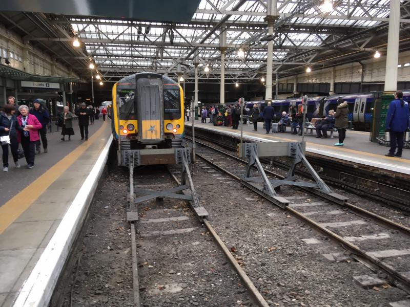 Class 350 Edinburgh: A very busy TPE class 350/4 ends its journey here at Edinburgh, having come all the way from Manchester Airport. Photo of Class 350 Edinburgh
