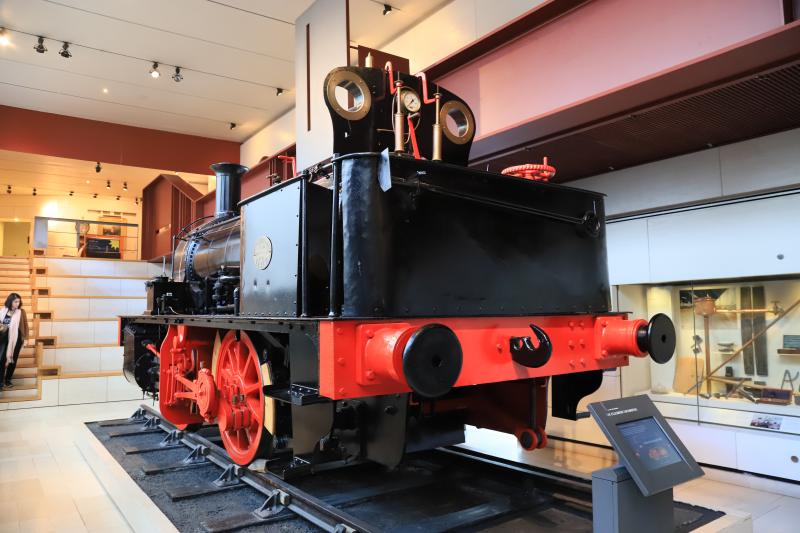 Rear View of Ellesmere: 0-4-0T on display at the National Museum in Chambers St. It must have been drafty shunting coal wagons at Howe Bridge colliery in Lancashire up to 1957. Photo of Rear View of Ellesmere