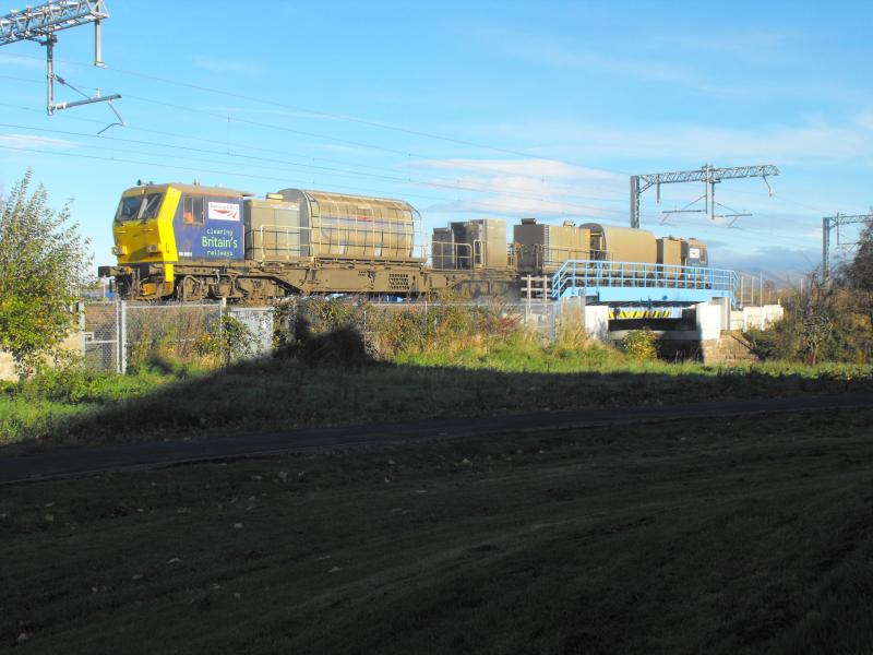 3S93 Slateford 2221 to Slateford: Sandite unit seen at Carmuirs West this morning. Photo of 3S93 Slateford 2221 to Slateford
