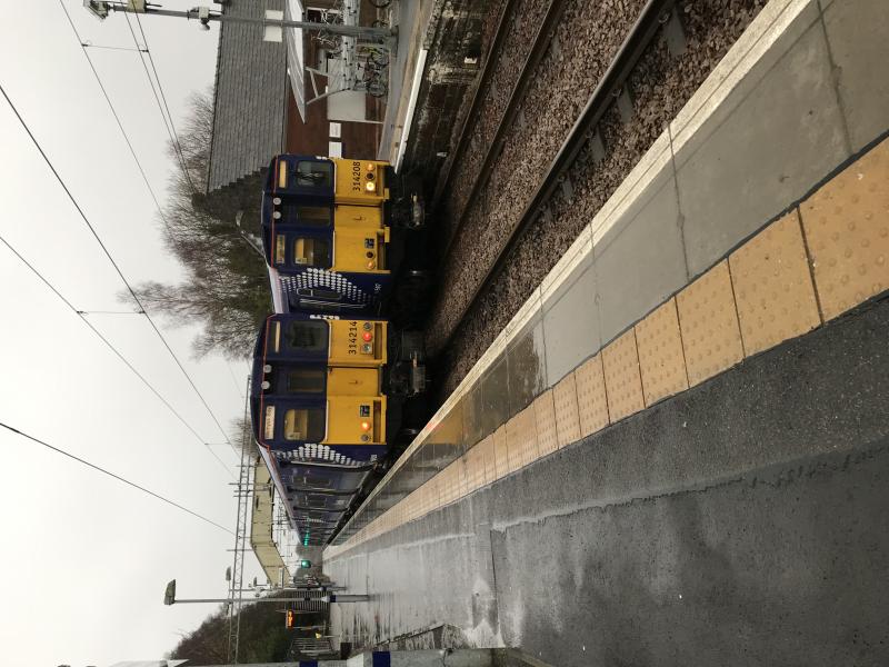 314s @ Bishopton: 314208 and 314214 at Bishopton on 18 Dec 2018 Photo of 314s @ Bishopton
