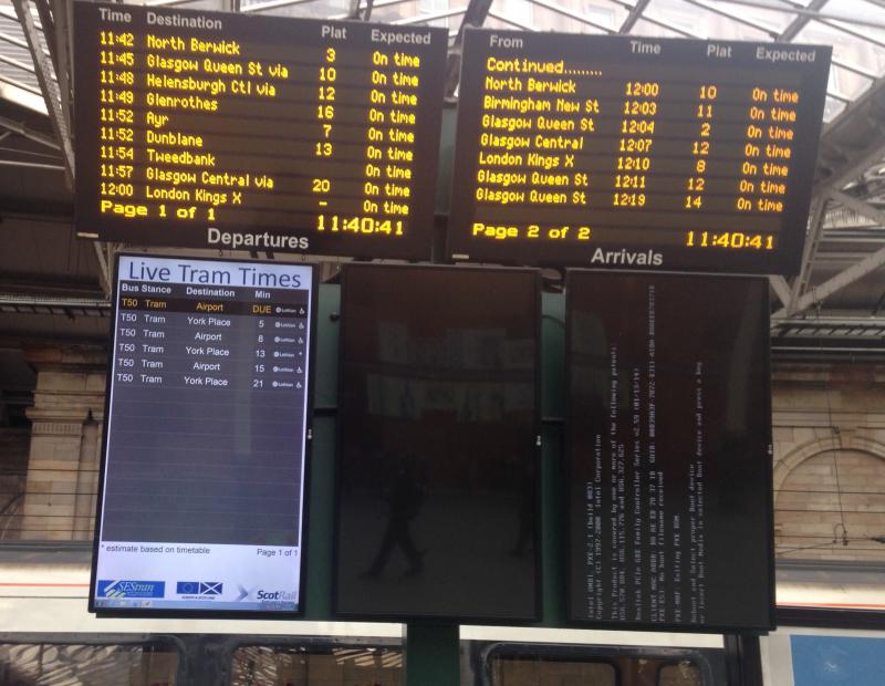Waverley Information Screens: Adjacent to Platform 2; tram arrival/departure information
for St Andrew Square stop. Two further screens not yet
programmed Photo of Waverley Information Screens