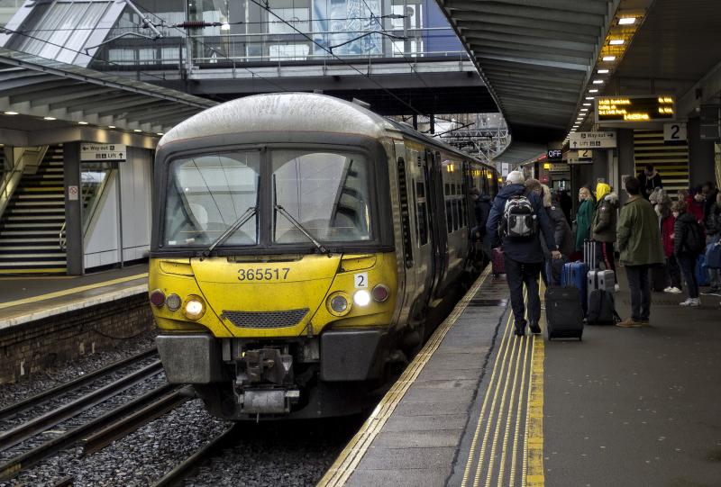14.29 TO DUNBLANE AT HAYMARKET 27.1.19.jpg: Photo of 14.29 TO DUNBLANE AT HAYMARKET 27.1.19.jpg