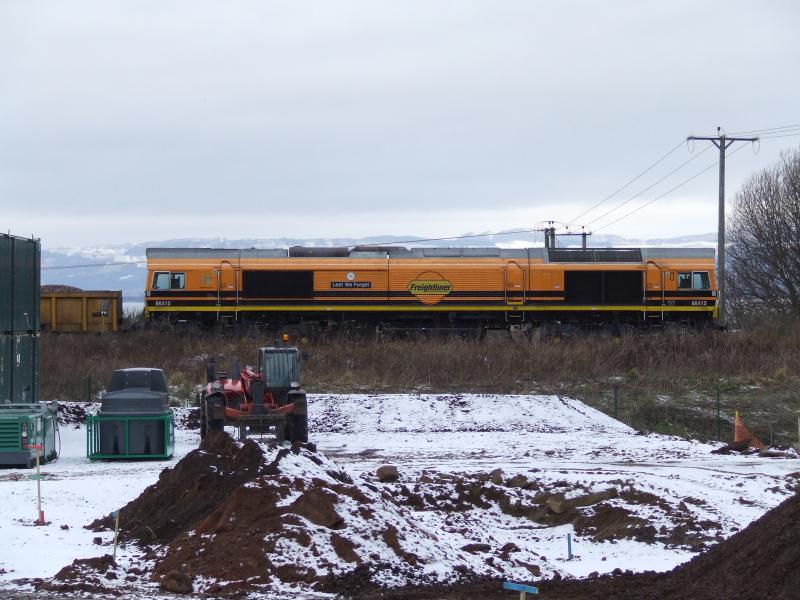 66413 Livery: A slightly dull view of the livery on 66413 taken at Wormit on Sunday 03 Feb 2019 Photo of 66413 Livery
