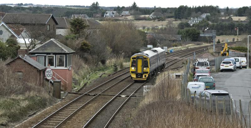 158713 NEWTONHILL SIGNAL BOX 18.2.19.jpg: A LOCAL FOR MONTROSE Photo of 158713 NEWTONHILL SIGNAL BOX 18.2.19.jpg