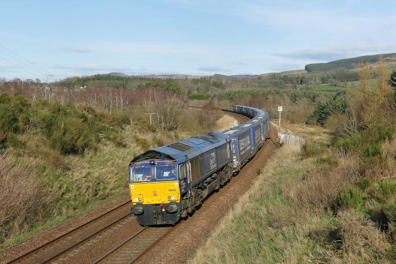 66432 with 4D47 Inverness to Mossend: Bardrill Road near Blackford...30-3-19 Photo of 66432 with 4D47 Inverness to Mossend