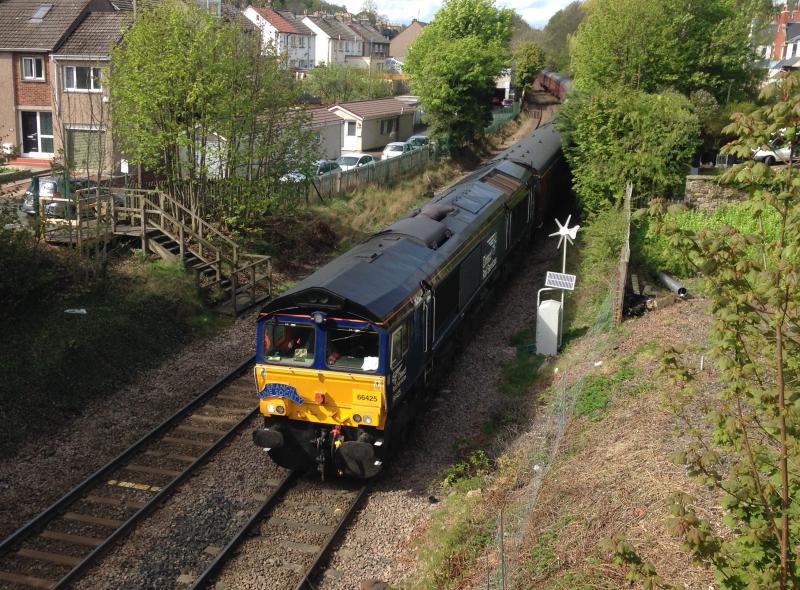 Bo'ness Bonus: 66425 leading Branch Line Society 09.00 Bo'ness to Crewe
charter at Blackford (Edinburgh South Suburban) 26.04.2019 Photo of Bo'ness Bonus