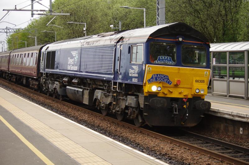 Sunday Shed DR66305 Croy 28-04-19: DRS 66305 heads the SRPS Mark I railtour stock into Croy for a short stop on the way to Polmont Photo of Sunday Shed DR66305 Croy 28-04-19