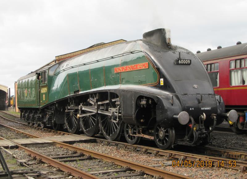 60009: Preparing for the Sunday run at Bo'ness Photo of 60009