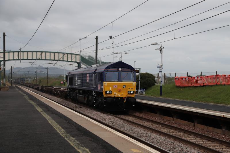 4E98: 66109 0n 4E98 06.13 Mossend Down Yard to Tees Dock Bsc Export Berth passing through Wallyford on 03/05/2019 Photo of 4E98