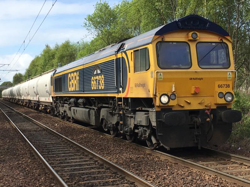 66738 on 6E45: On approach to Holytown running 5E on 06/05/2019 Photo of 66738 on 6E45