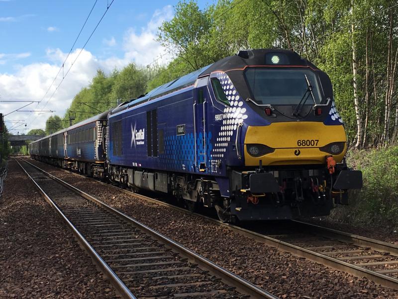 68007 on 5L69: Motherwell TMD - Edinburgh ECS on approach to Holytown on 06/05/2019 Photo of 68007 on 5L69